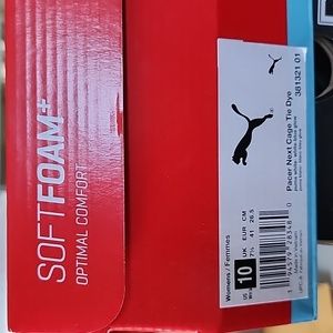 Womens Puma Pacer size 10